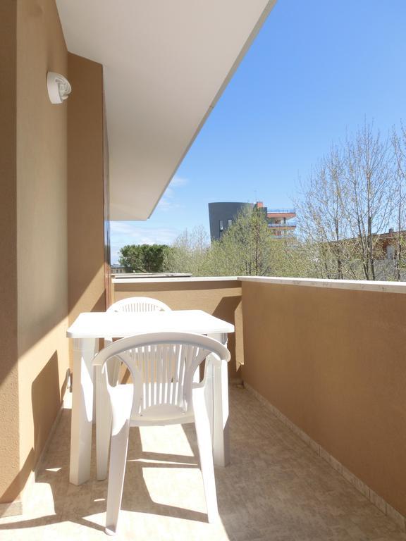Apartmán Salisburgo Lignano Sabbiadoro Exteriér fotografie